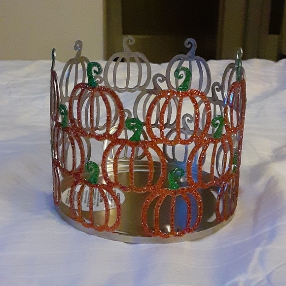 3 wick candle holder